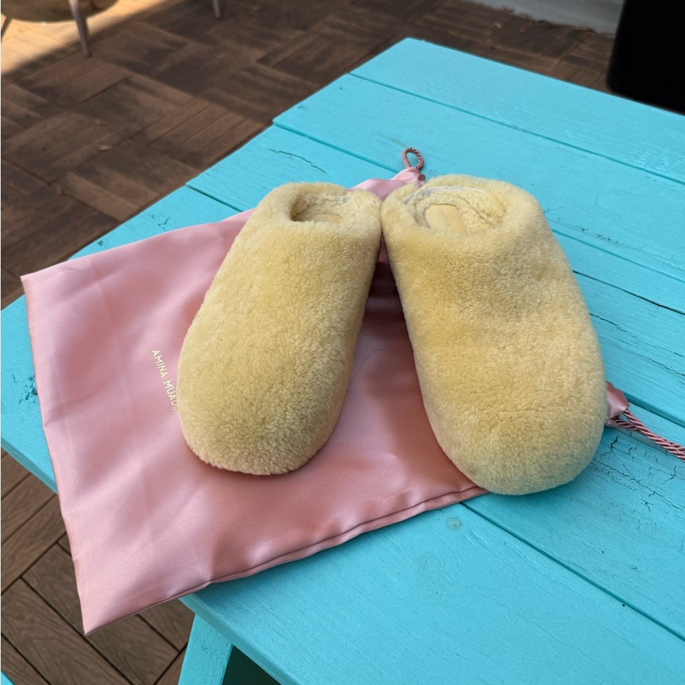 Amina Muaddi Guily yellow shearling slippers- size 38